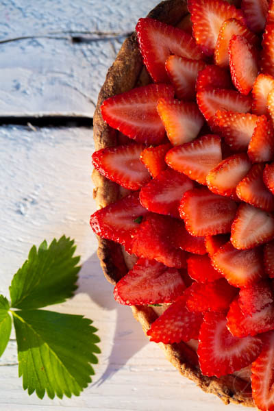 ŻREM.PL, FOT. MICHAŁ ŁEPECKI, NAJLEPSZA TARTA Z TRUSKAWKAMI, FOTOGRAFIA KULINARNA